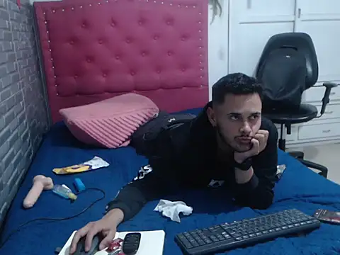 taurosex2025's web cam