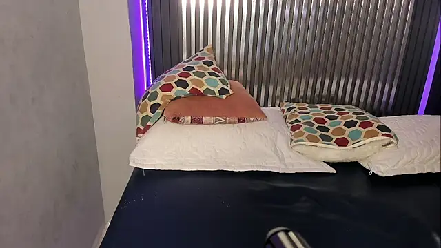 Hunter_Ignis's cam snapshot