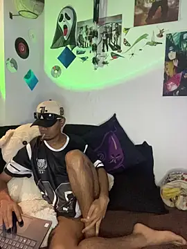 Kaizen-Black's cam snapshot