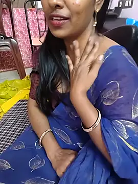 __cute__ammai__'s cam snapshot