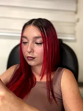 Karen18_boobs's cam snapshot