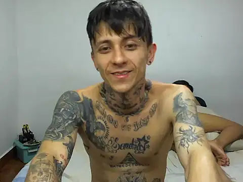 MeganAndMax@xh live sex cam