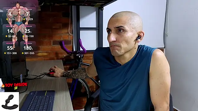 Marck_Muscle's cam snapshot