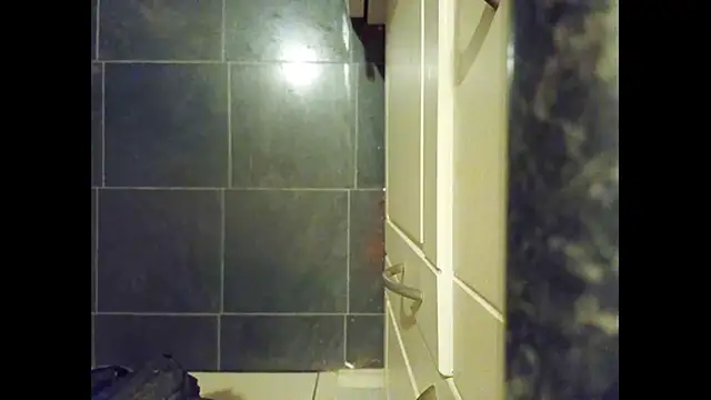 hairyuncut00's cam snapshot