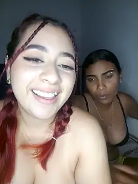 Chloe_Sky_love live sex cam