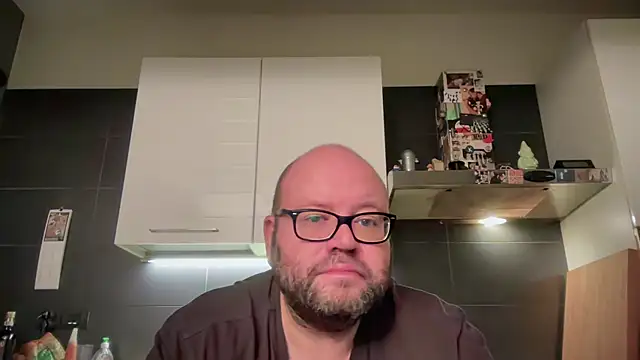 theitalianbear live sex cam