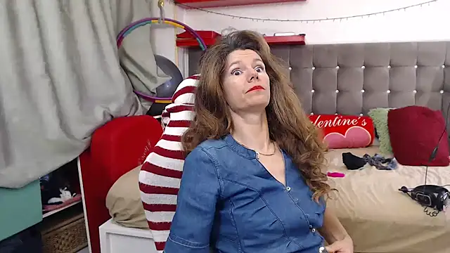 kellyterapy's cam snapshot