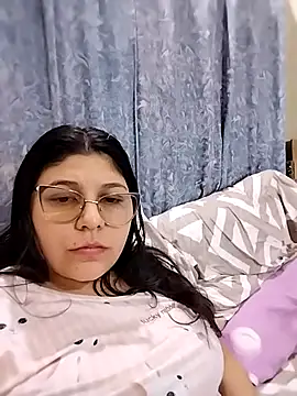 AddisonAndCouple's web cam