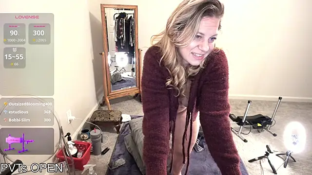 Peaches_N_Kreme's cam snapshot