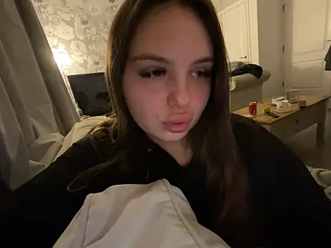 EllaStarrxxx's cam snapshot