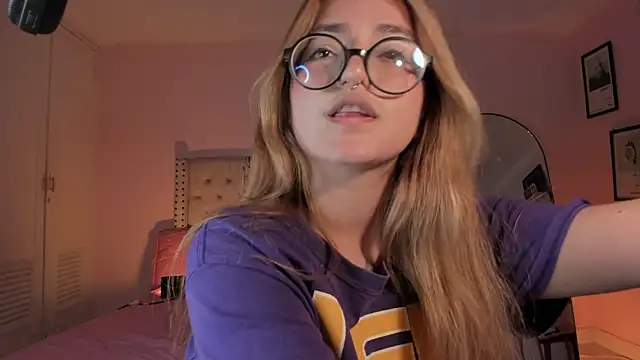 SweetJennaa live sex cam