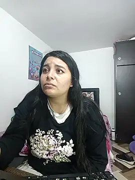 yournaughtyandsexyprinces's cam snapshot