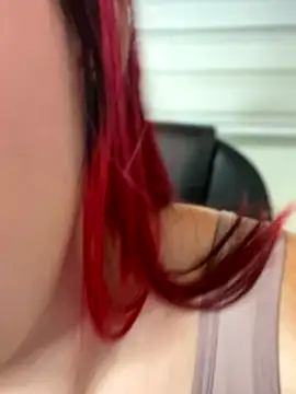 Karen18_boobs's cam snapshot