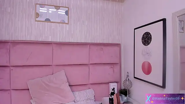 HannaTaylor's cam snapshot