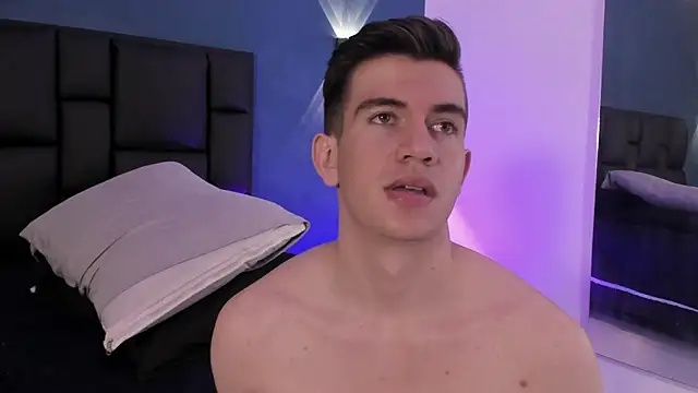 MikaelSlow's cam snapshot