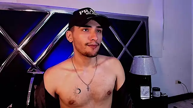 AlekRuizx live sex cam