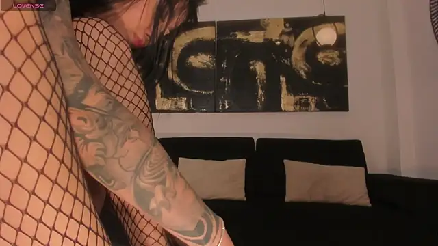 MeganCross1's cam snapshot