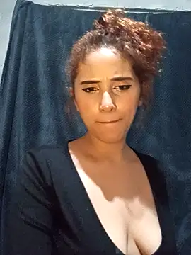 lola_mamadas's cam snapshot