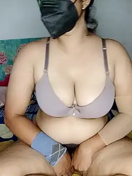 Queen_Taniya's cam snapshot