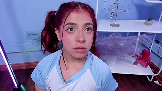 KathiaSaenz_'s cam snapshot