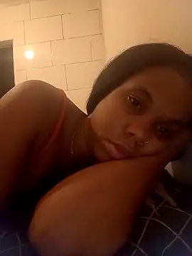 Prettahsantos29's cam snapshot