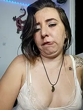 isabella_lovem's cam snapshot