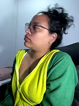 angela_angels_'s cam snapshot