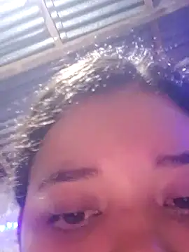 Violethroos's cam snapshot