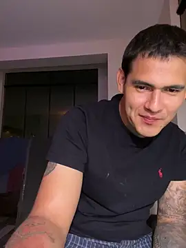 roa_alee live sex cam