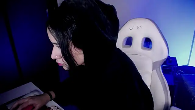 saraa_li's cam snapshot