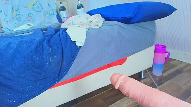 mss_mar's cam snapshot