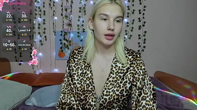 EvelinaLuu's cam snapshot