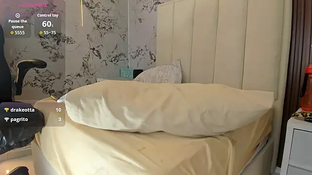 LINASTARK live sex cam