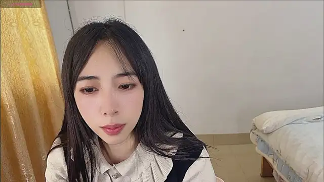 by-Hannah's cam snapshot