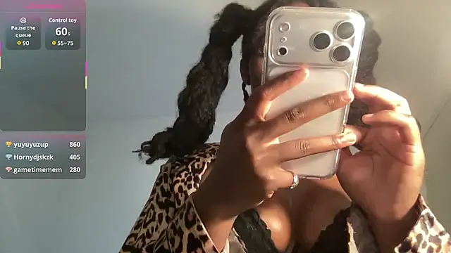 maskedgirl5005's cam snapshot