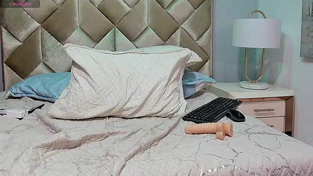 JenniferCruz_'s cam snapshot