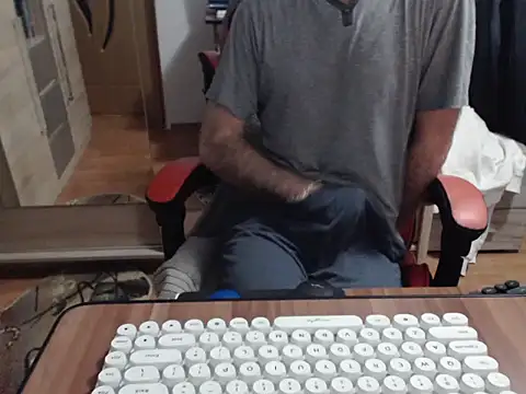 uncutguy01 live sex cam