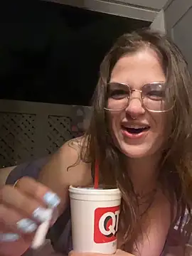 SafeinouterSpace's cam snapshot