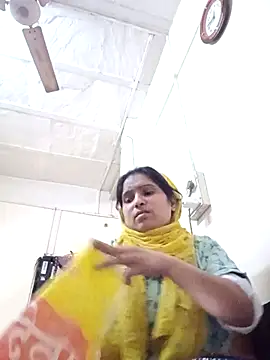 aliya-jaan71's cam snapshot