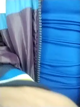 Violet_and_Paul's cam snapshot