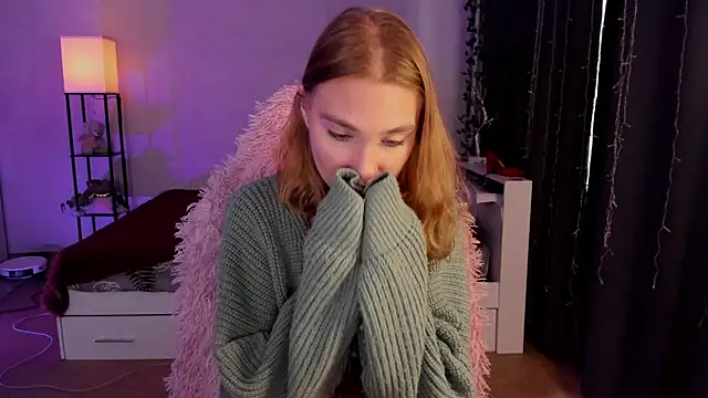 ReddHotPipper's cam snapshot