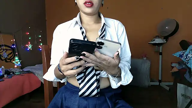 beautiful_bellaa's web cam