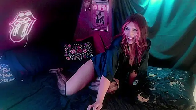 AngieKatt's cam snapshot