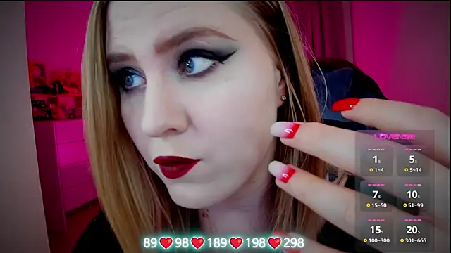 Olivia_Munk's cam snapshot