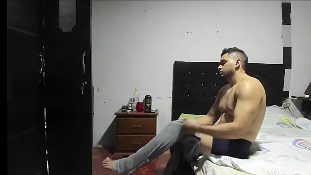 Ryan_xc1's cam snapshot