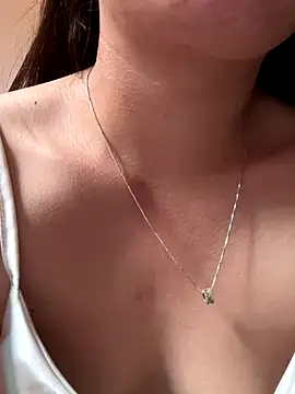 Dilen_7533's cam snapshot