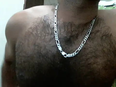 indianhairybull's cam snapshot