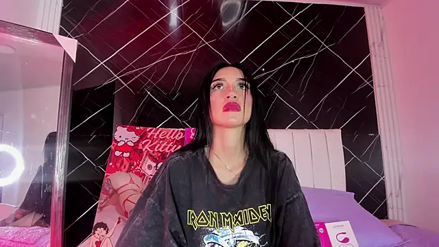 Candy_leilaa3's cam snapshot