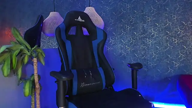 Zayne_cross's cam snapshot