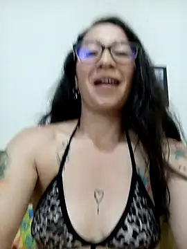 emilypoppy3's cam snapshot